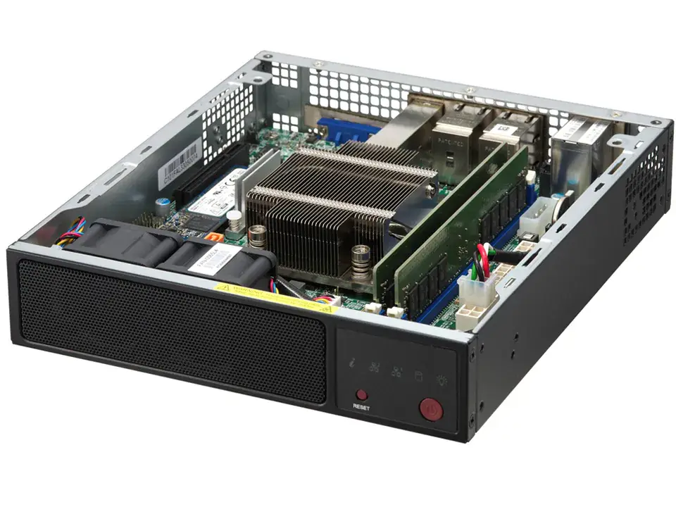 IoT SuperServer SYS-E200-12A-4C